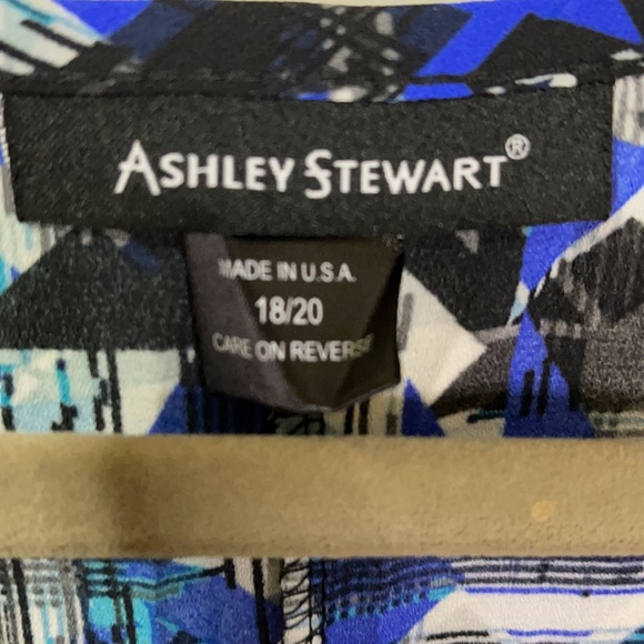 Top - Picture 3 of 6